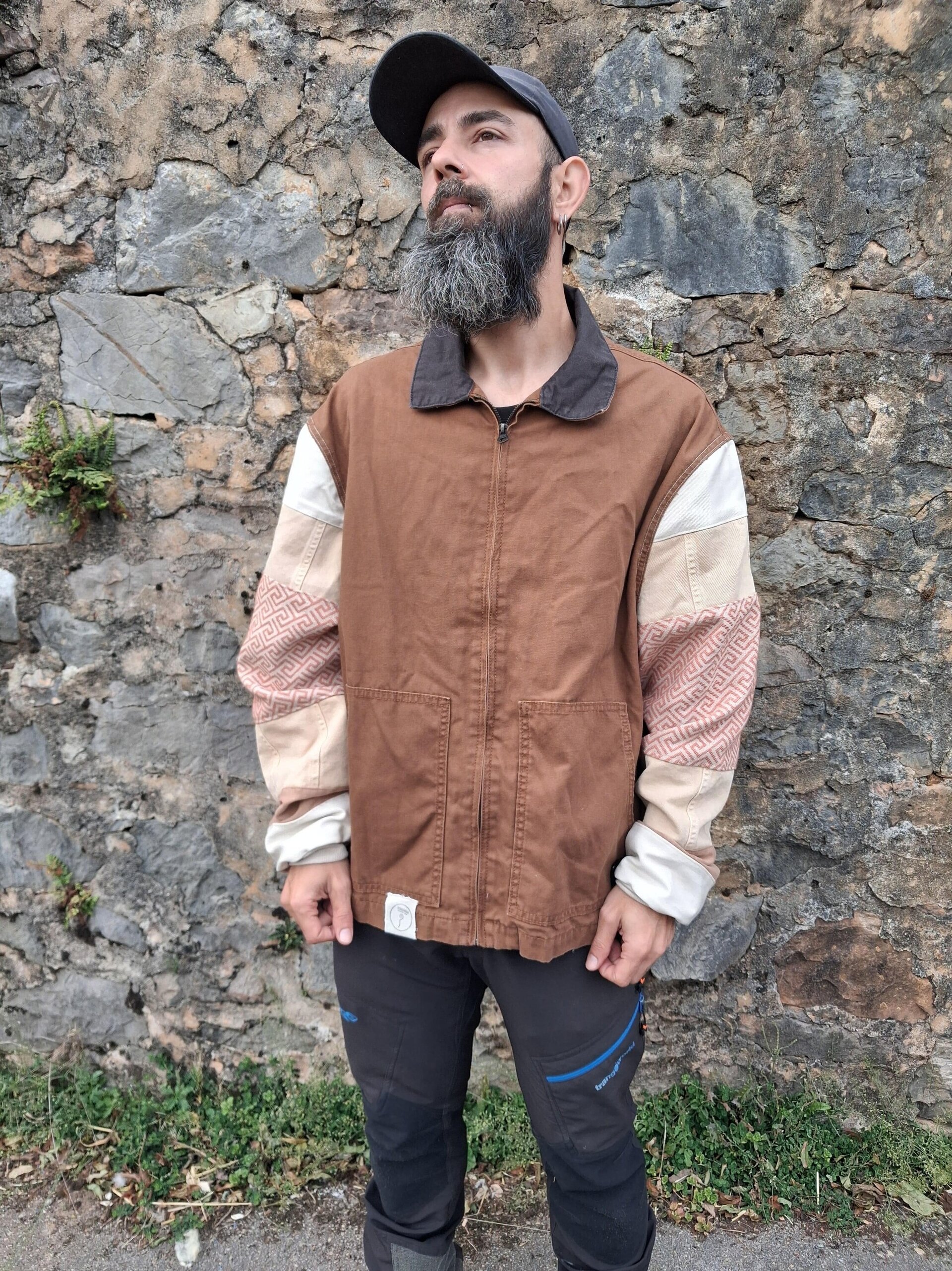 Cazadora EARTHART talla M - 1