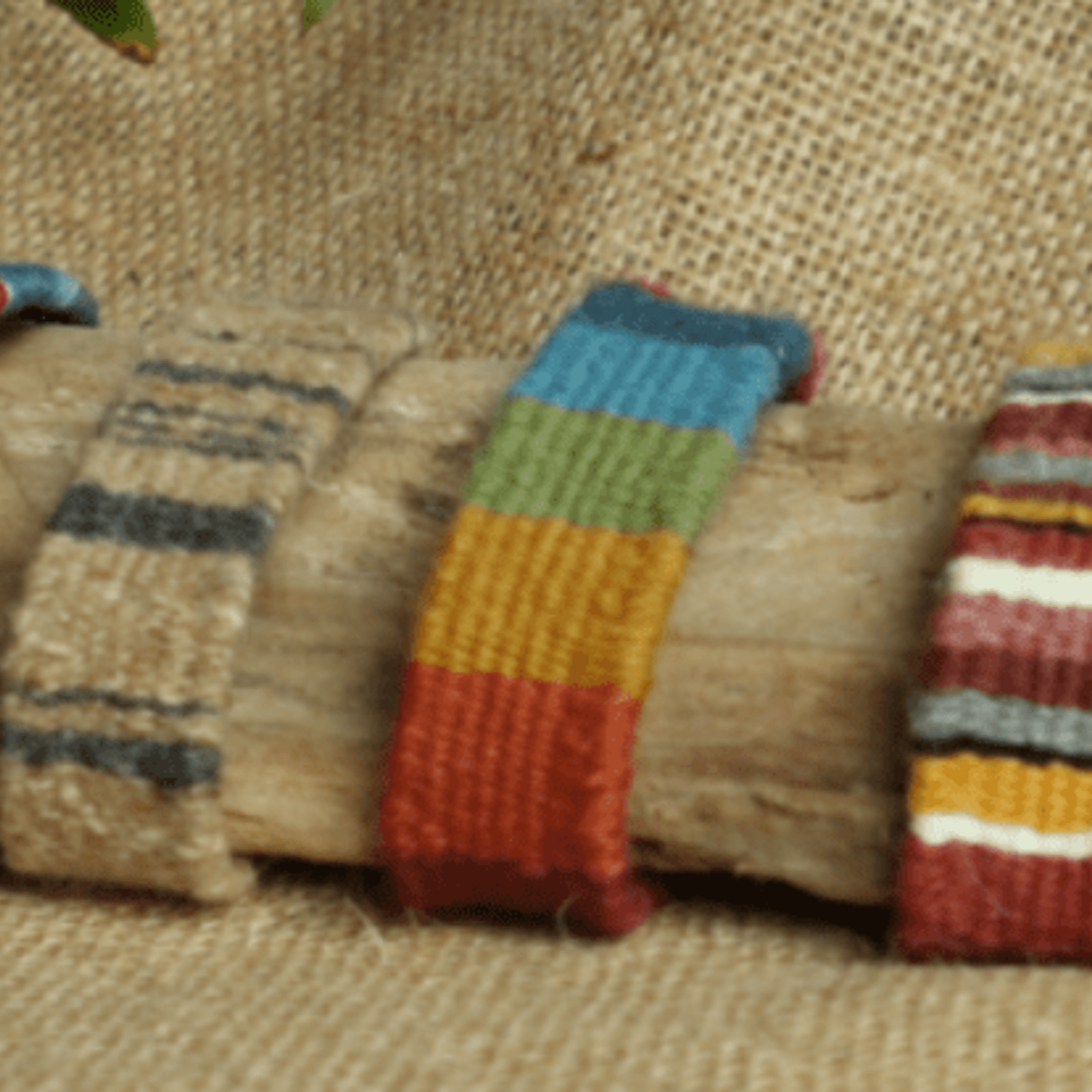 Pulseras Tejidas POKHARA